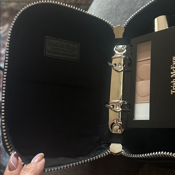 Trish McEvoy makeup bundle - Picture 7 of 10